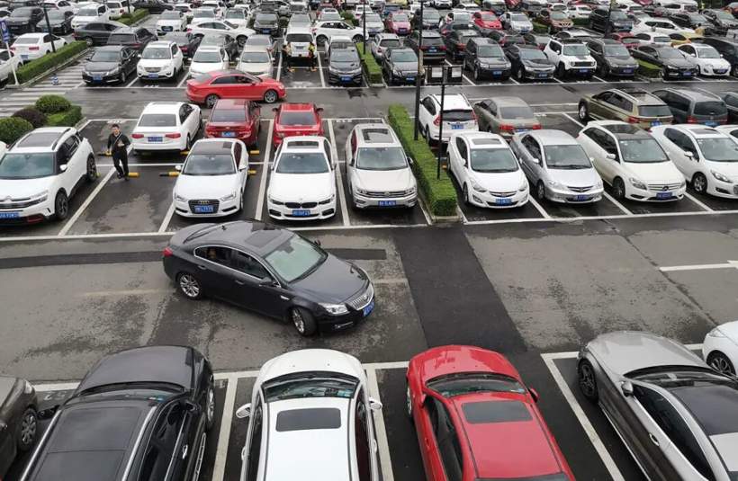 停车费太贵养车成本高 汽车持有成本成消费新门槛-金坦汽车资讯