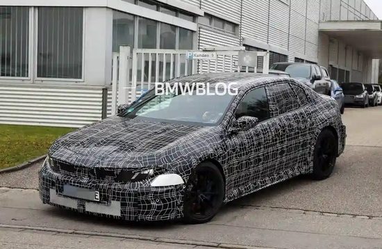 全新宝马M3电动版测试谍照曝光 2027年量产四电机600kW-金坦汽车资讯