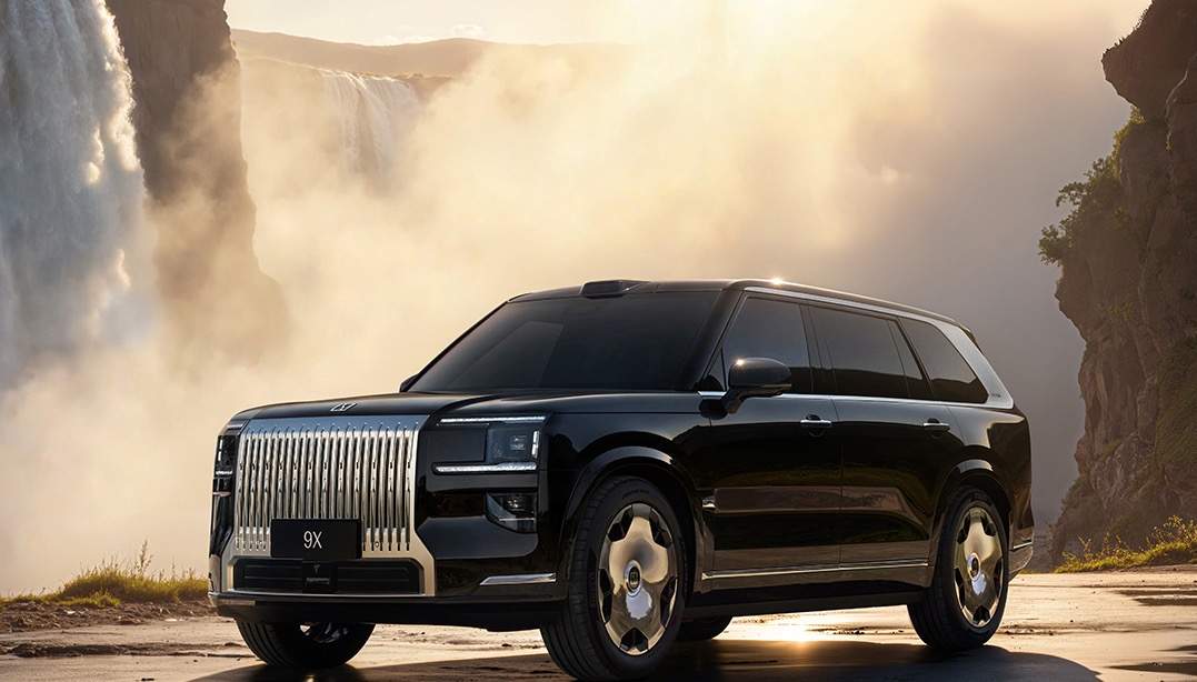 中国新能源车企冲击高端市场：从单品突破到品牌体系建设的挑战-金坦汽车资讯