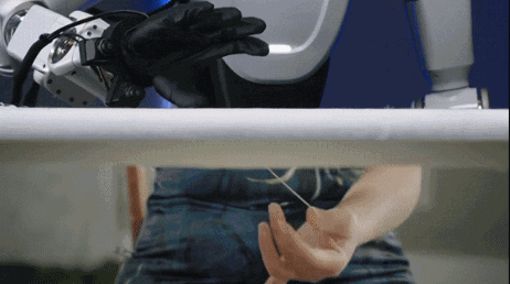 机器人拟人化革命：从机械骨架到仿生躯体的技术突破-金坦汽车资讯