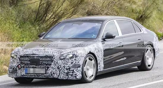 明年1月发布 新款迈巴赫S级路试谍照曝光