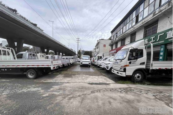 新能源物流车经销商陷入困局：上下游挤压下的生存难题-金坦汽车资讯
