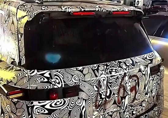 领克800路试谍照曝光 定位中大型SUV明年上市-金坦汽车资讯