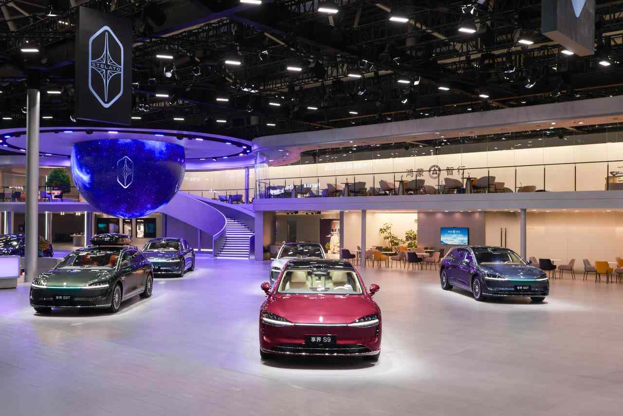 北汽新能源2025全年销量突破20万辆