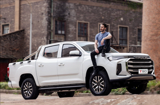 出口轻客第一、皮卡第二!上汽商用车领跑2025年中国商用车出海 出口轻客第一、皮卡第二!上汽商用车领跑2025年中国商用车出海