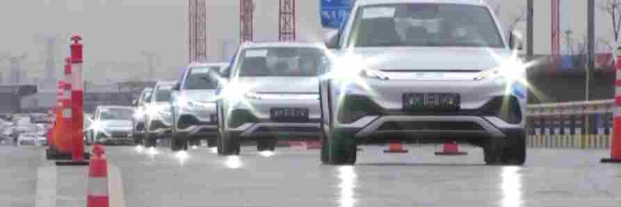 加拿大电动汽车关税政策面临挑战，产业合作或成新出路-金坦汽车资讯