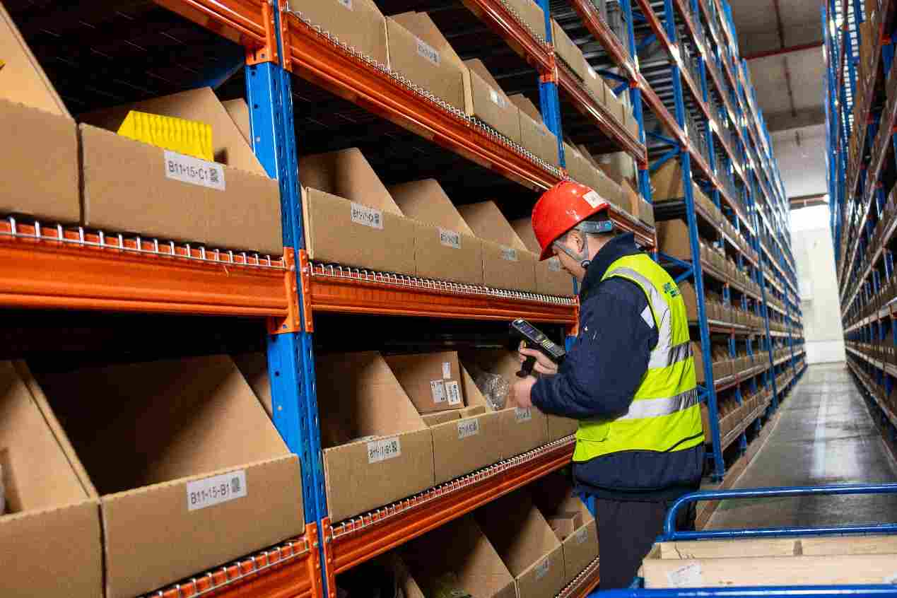 服务筑基 价值前置，NEXT ERA重卡中国零配件中心正式投入运营