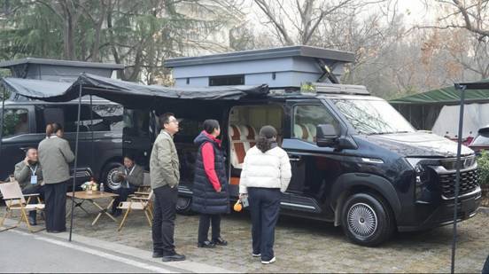 中国重汽专用车新品亮相,布局多元市场-金坦汽车资讯 中国重汽专用车新品亮相,布局多元市场-金坦汽车资讯