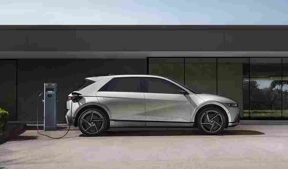 现代起亚召回8.3万辆车 数字仪表盘黑屏隐患-金坦汽车资讯