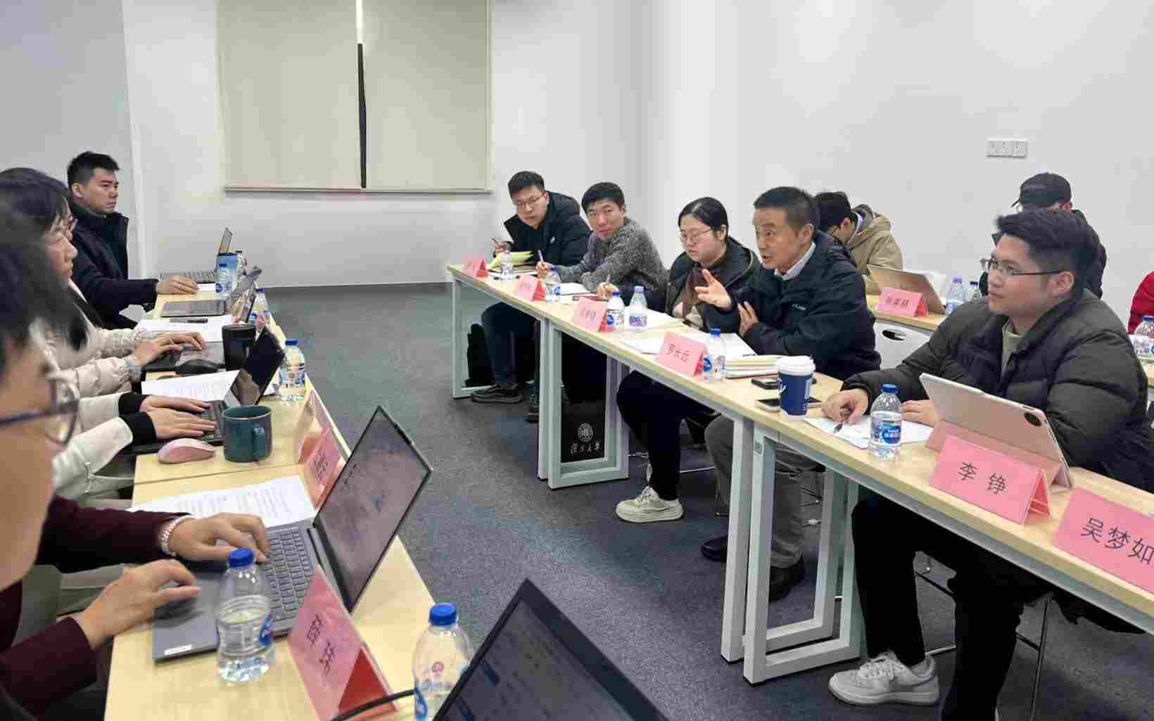 中国新能源汽车产业高质量发展与全球化战略探索-金坦汽车资讯