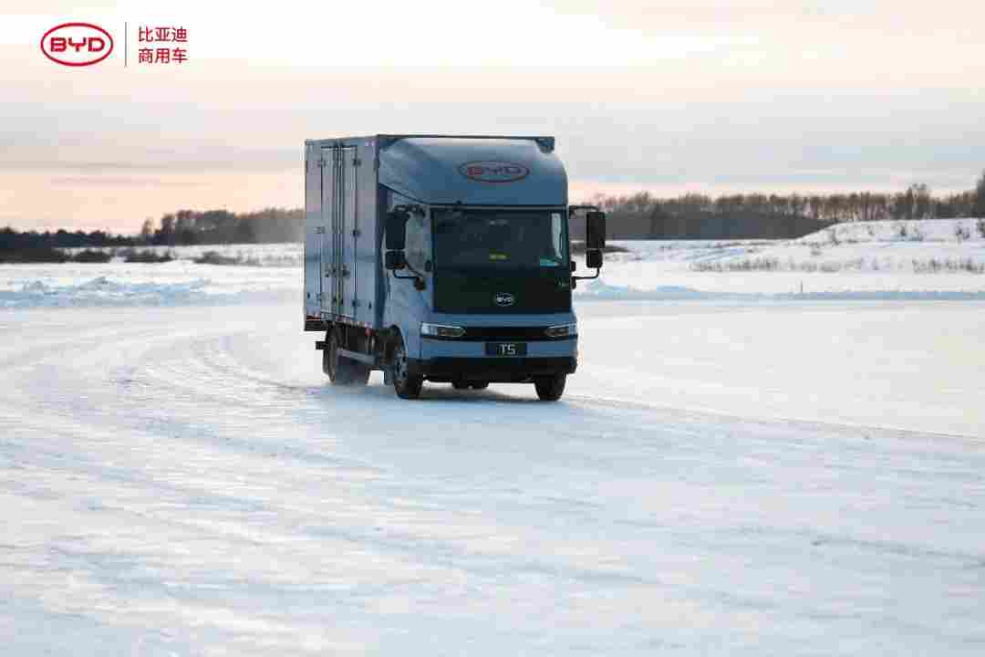 零下36.4℃!比亚迪商用车完成2025黑河极寒测试 零下36.4℃!比亚迪商用车完成2025黑河极寒测试