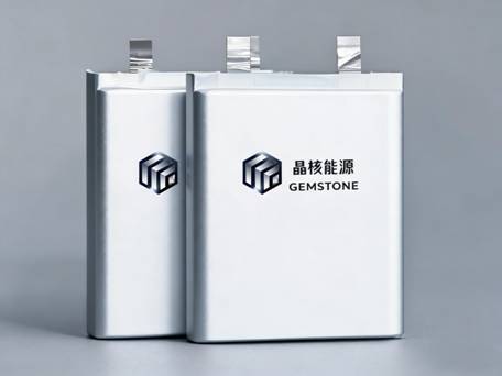 固态电池量产难题获突破 晶核能源携 “降本黑科技” 亮相清华创新大会