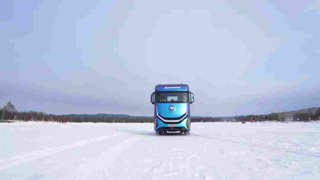 10分钟除霜+11分钟升温至15℃!欧曼银河纯电重卡极寒测试 10分钟除霜+11分钟升温至15℃!欧曼银河纯电重卡极寒测试
