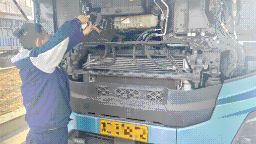 欧曼2026新春服务圆满收官 新能源八大承诺护行无忧