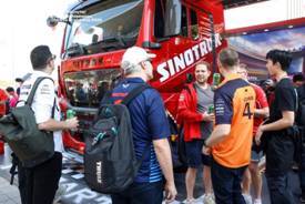 “油电天团”锋芒来袭！中国重汽闪耀2026 F1中国大奖赛