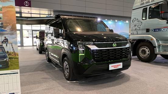 科技引领物流生活：中国重汽亮相2026深圳国际博览会