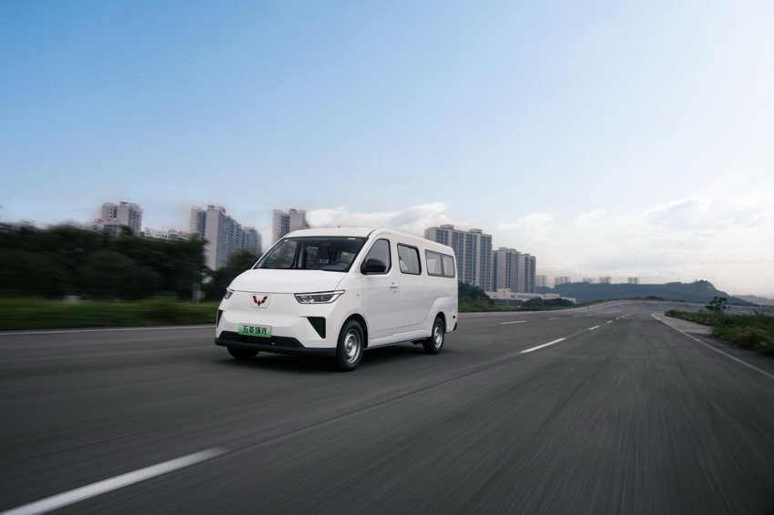 五菱扬光三大技术底座发布，定义新能源高效轻客新标准-金坦汽车资讯