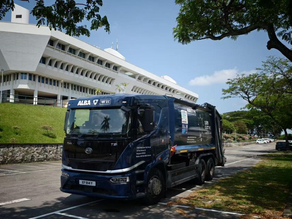 比亚迪包揽新加坡多项销量冠军，助力当地全面电动化